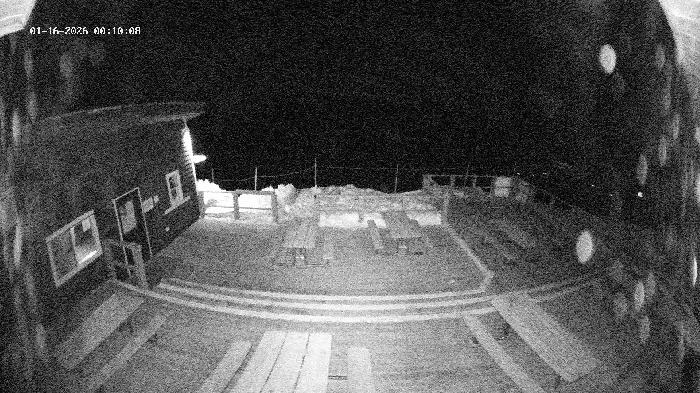 Revelstoke Mountain Resort -  Mackenzie Outpost Webcam