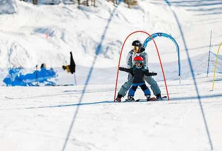 Kids Skiing